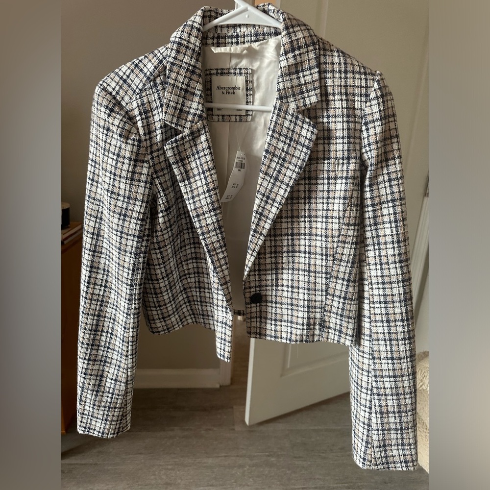 Abercrombie Cropped Blazer